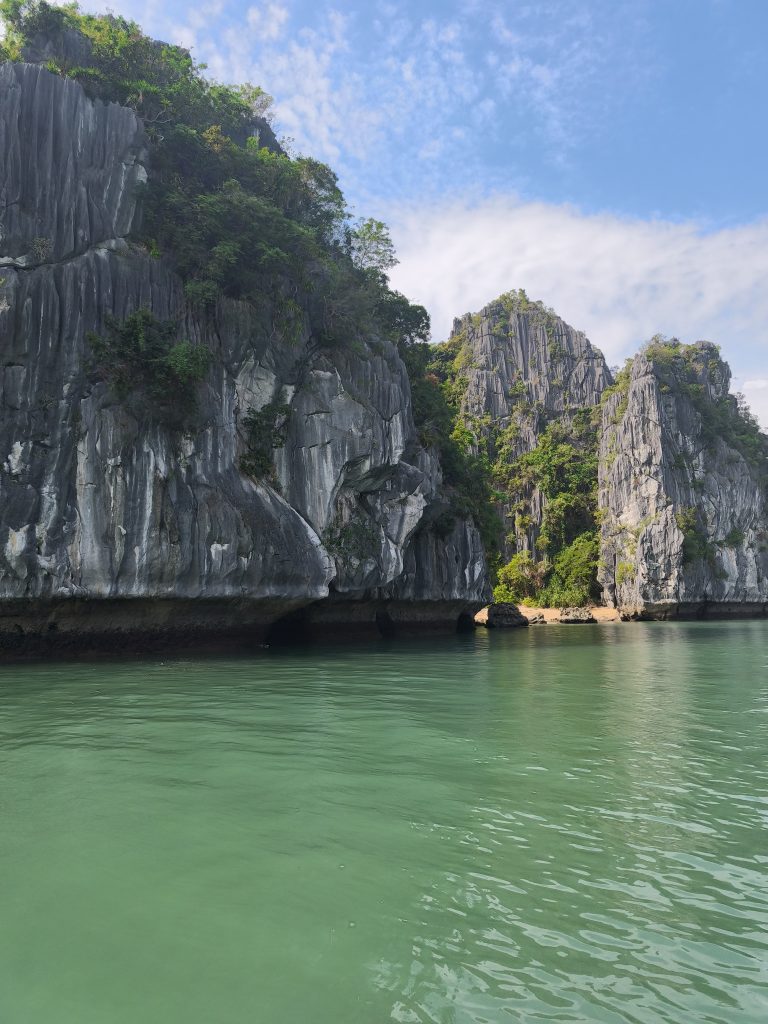 Überwältigende Natur in der Ha Long Bay